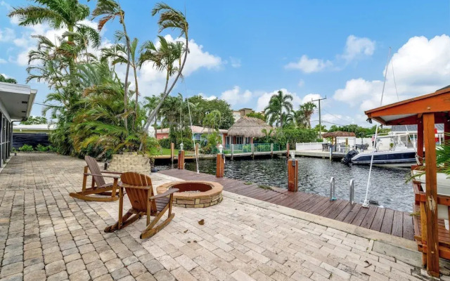 Waterfront Paradise Chic 3 BDR