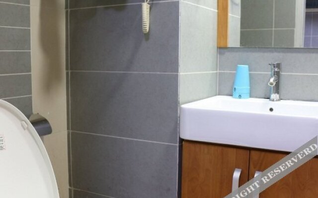 Jinghong Gaozhuang Anni Holiday Hotel