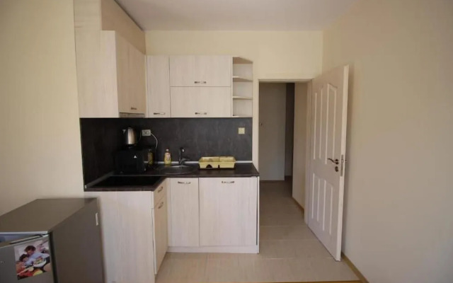 Mellia Ravda Apartments