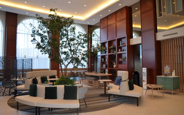 Holiday Inn & Suites Montreal Airport by IHG