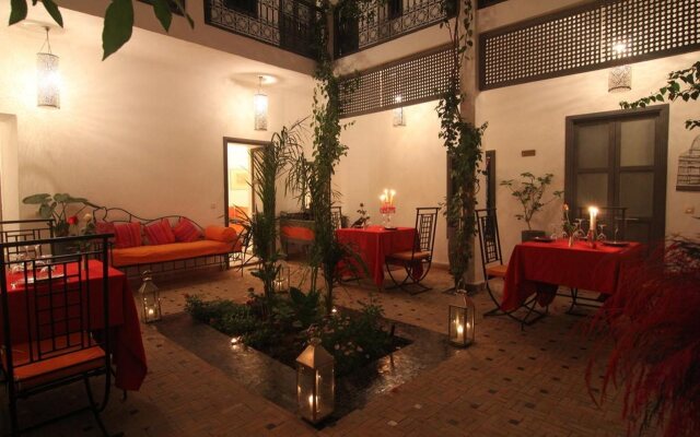 Bougainvillea Riad