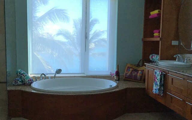 Oyster Bay Beach Resort