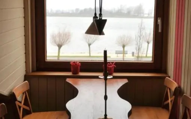 Fischerhaus am Binnensee