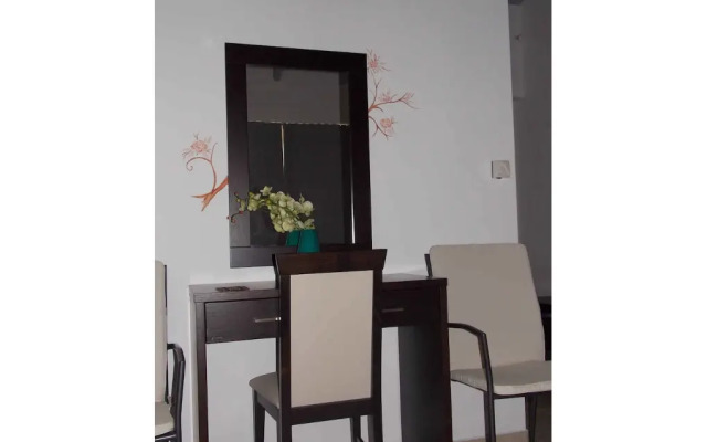 Hotel Theasis