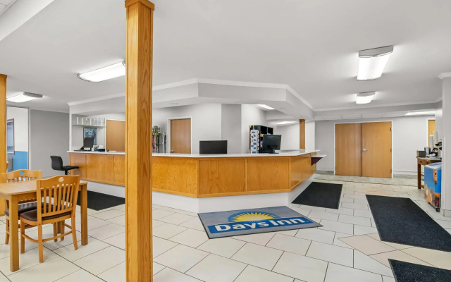 Days Inn by Wyndham Imlay City