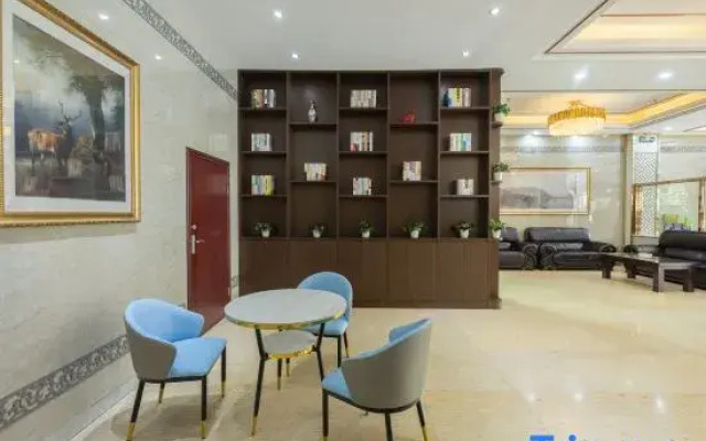 Yilong Hotel
