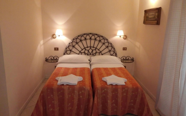 Marta Guest House