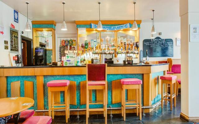 OYO Godolphin Arms Hotel