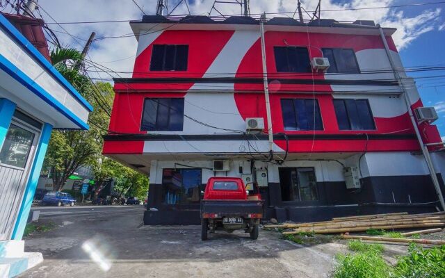 OYO 2217 Galaxy Hotel