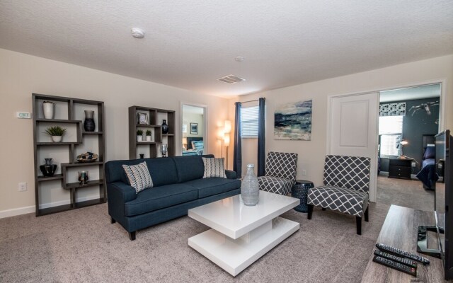 1671 Moonvalley Drive