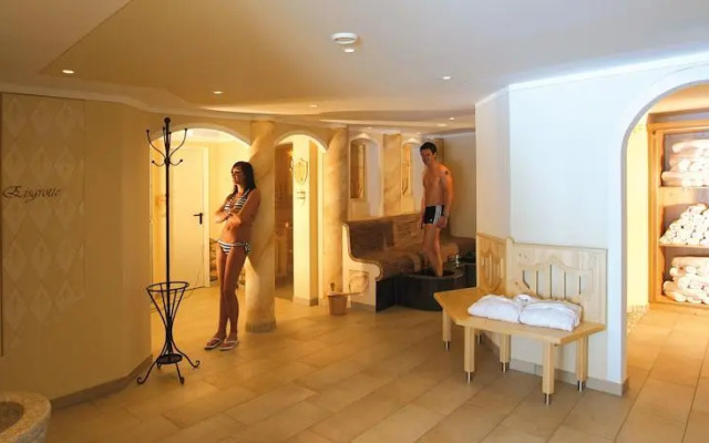 Burghotel Alpenglühn