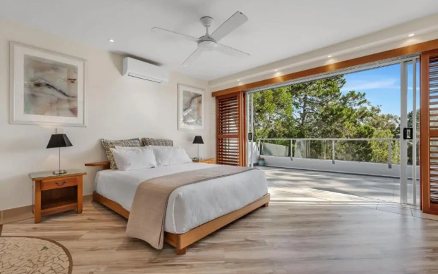 Noosa Views 3 Noosa Drive 33