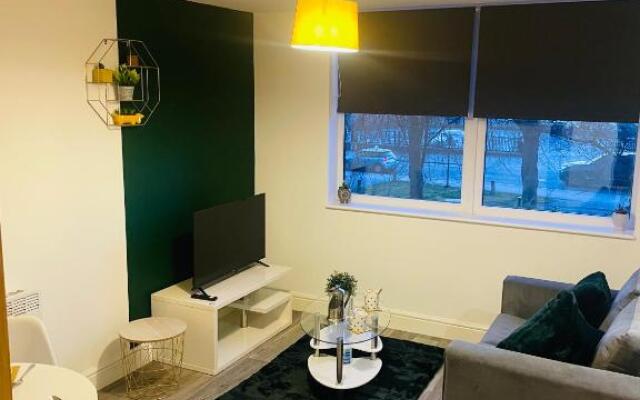 #0110 Lovely One bedroom apartment - Free parking