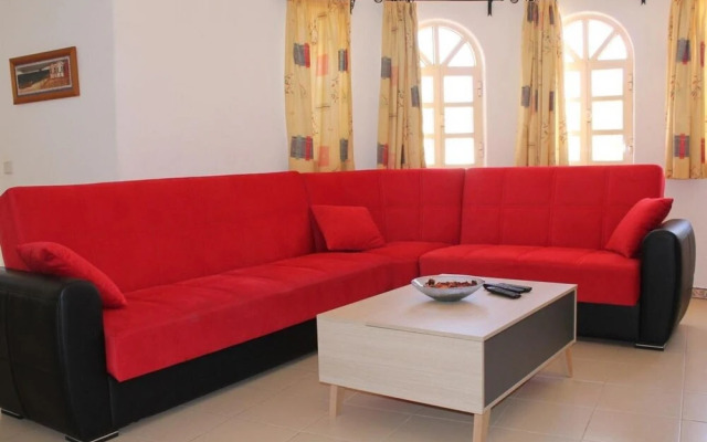 Nora GM in Albufeira