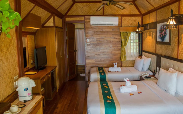 Sunset Village Beach Resort