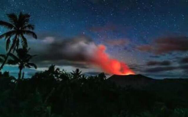 Tanna Fireworks Homestay