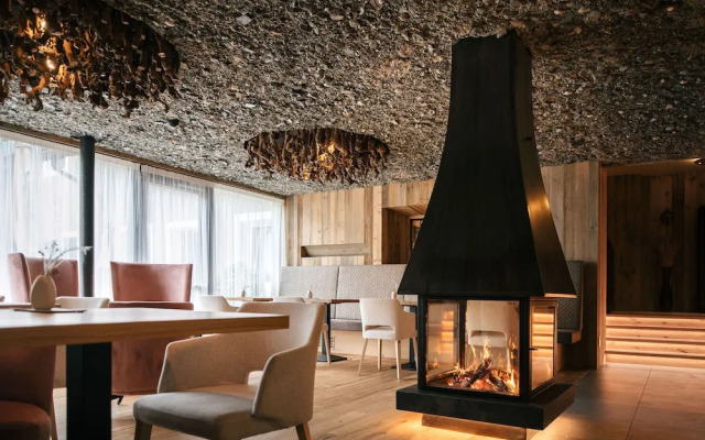 Weingut und Genusshotel Spitalerhof