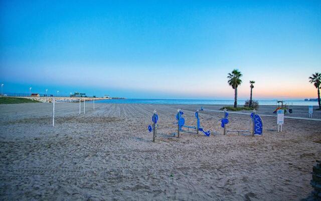113 Beach and Trees - Alicante Holiday