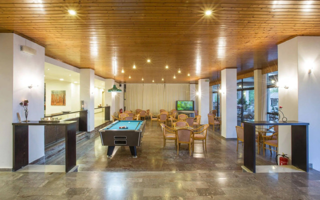 Island Beach Resort - Adults Only