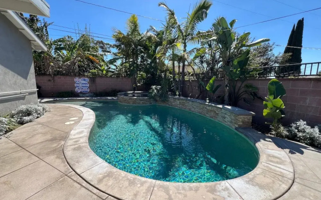 Dazzling 5 Bedroom Pool Home 1/4 Mile To Disney