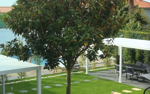 Art 4 You Carcavelos Suites