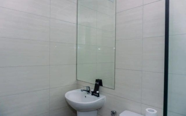Modern Look 1Br At 22Nd Floor Ciputra International Apartment