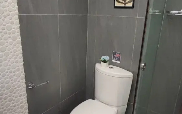 Ermou Downtown Suites by Athens Urban Retreat