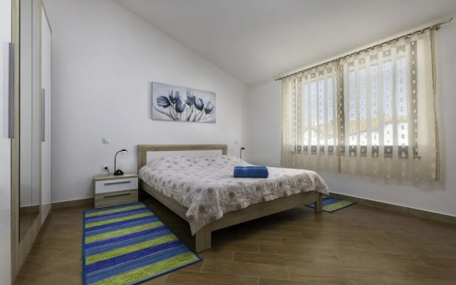 Comfort apartments with pool in Medulin