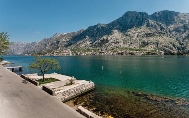 Beautiful Home in Kotor With 3 Bedrooms and Wifi