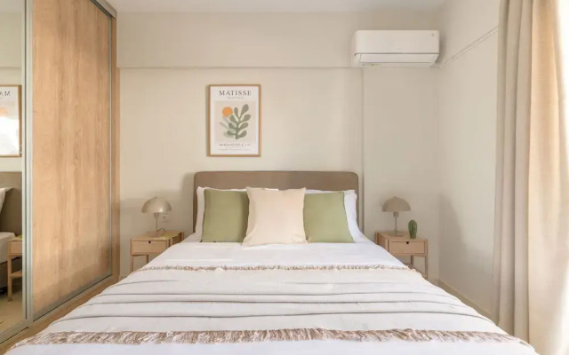 Superior 3BR Apartment in Chalandri