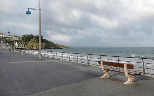 Dans une residence de style balneaire en Bretagne