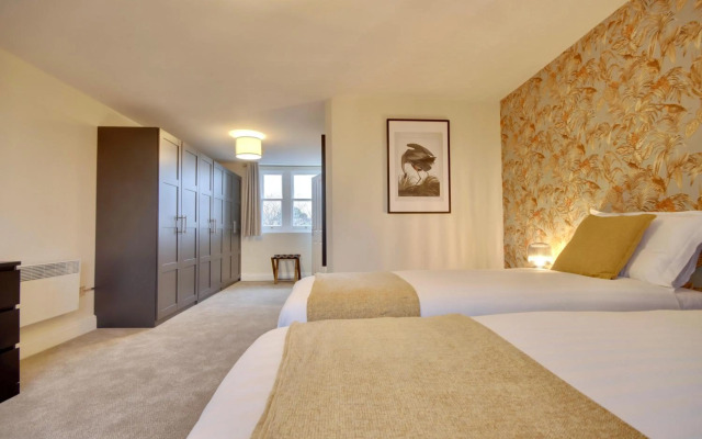 Orange Grove Hotel & Gardens