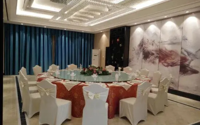 Qianhai Hotel