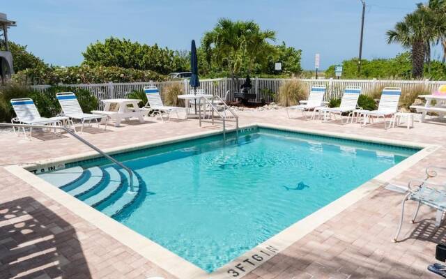 AM Beach Place Unit 3
