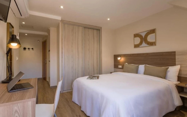 Vigo Bay Apartments by Olala Homes