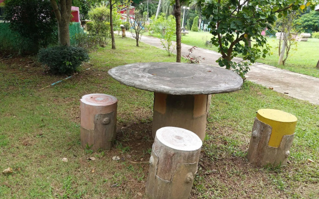 Khrue Wan Resort
