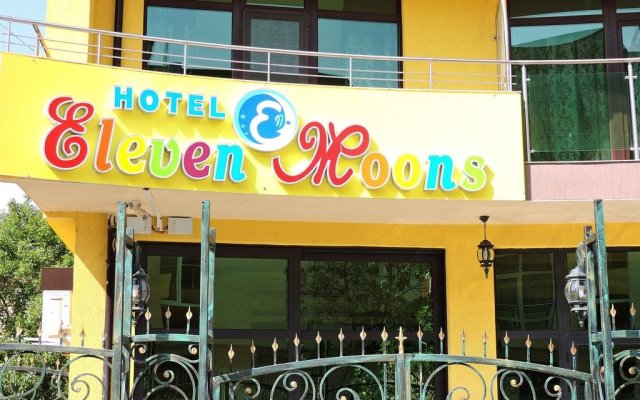 Hotel Eleven Moons