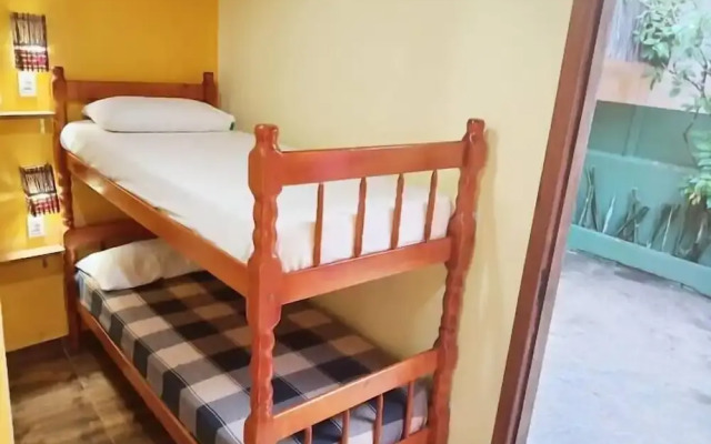 Casa de Temporada 4 Coqueiros, 16 Hóspedes, Piscina, 4 Suítes e Churrasqueira em Itacaré Bahia