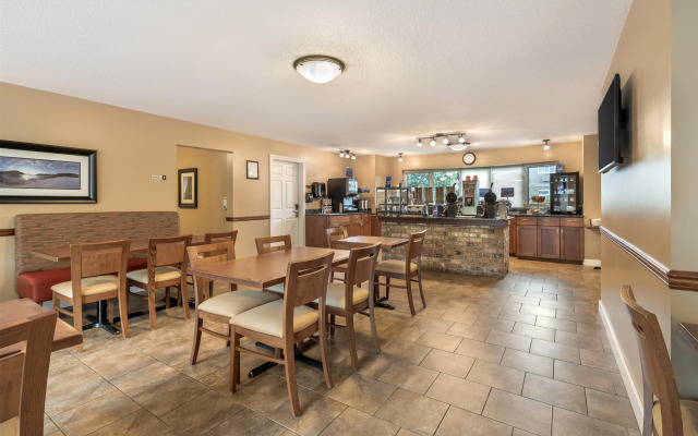 Best Western Sicamous Inn