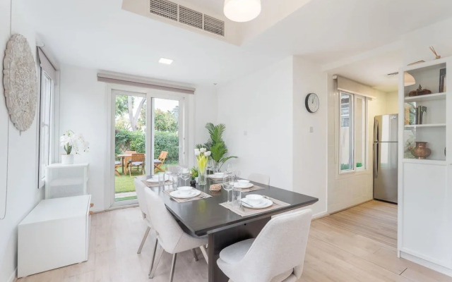 Tranquil 3BR Villa in Springs Community - Sleeps 7