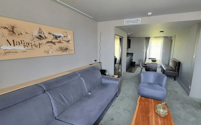 Logis Hôtel Spa Chez Camillou