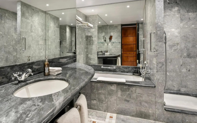 COMO The Halkin