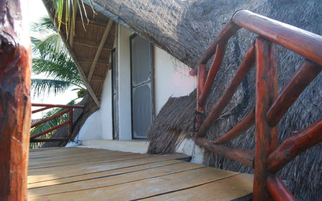 Golden Paradise Hostel