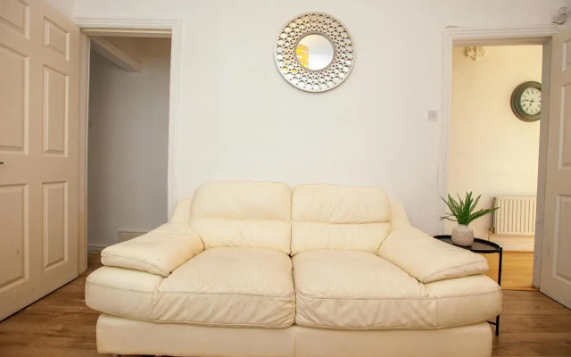 Whitland Apartment