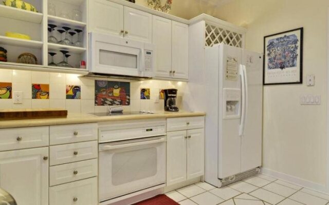 Amelia Home by Avantstay In Historic Old Town w/ Pool