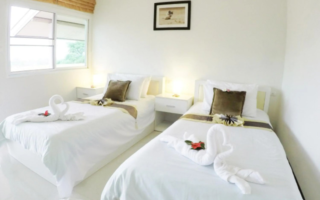 Chiangrai Lake Hill Resort
