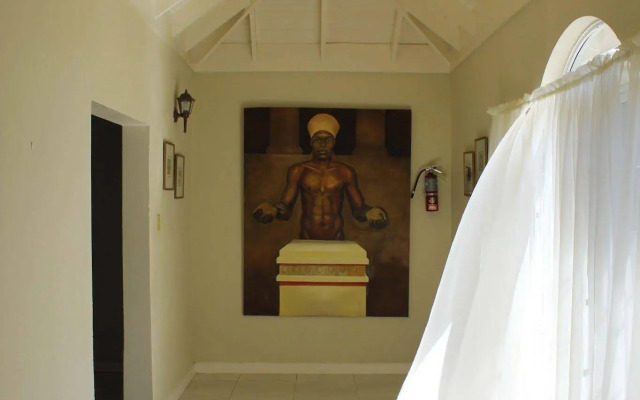 Retreat Guesthouse Luxury Suites