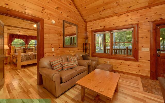 Live Laugh Love Pool Lodge