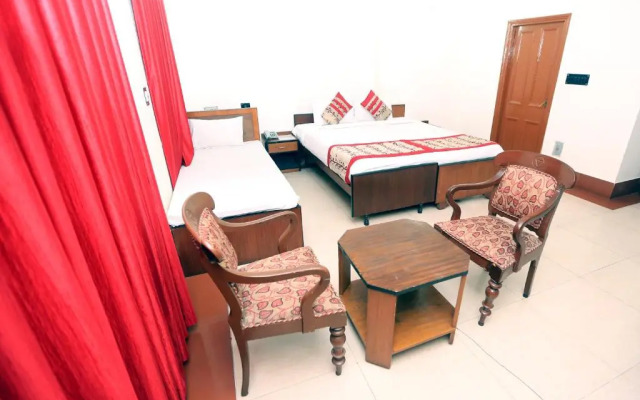 OYO 5811 Seacom Inn YMCA Esplanade