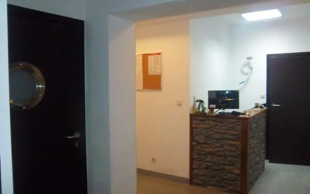 Calvi Gym - Pokoje Gościnne